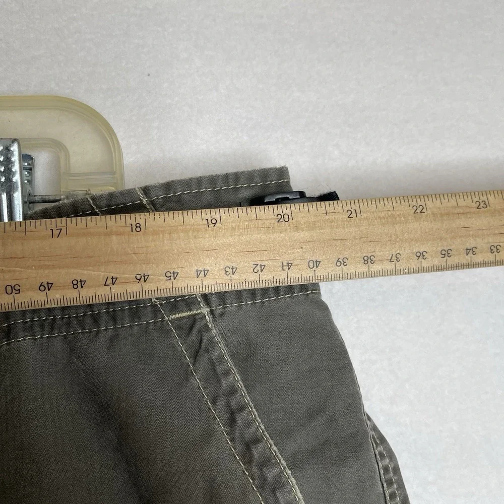 KUHL Climbing And Hiking Cargo Shorts Size XXL 40x12 Brown Outdoor Baggy 00s